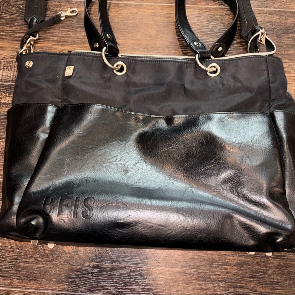 BÉIS The Diaper or Everyday Bag In Black - Picture 2 of 16